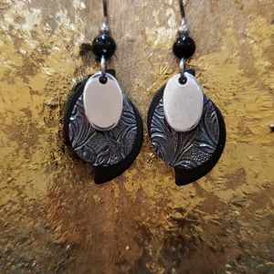 Leaf shaped dangle earrings